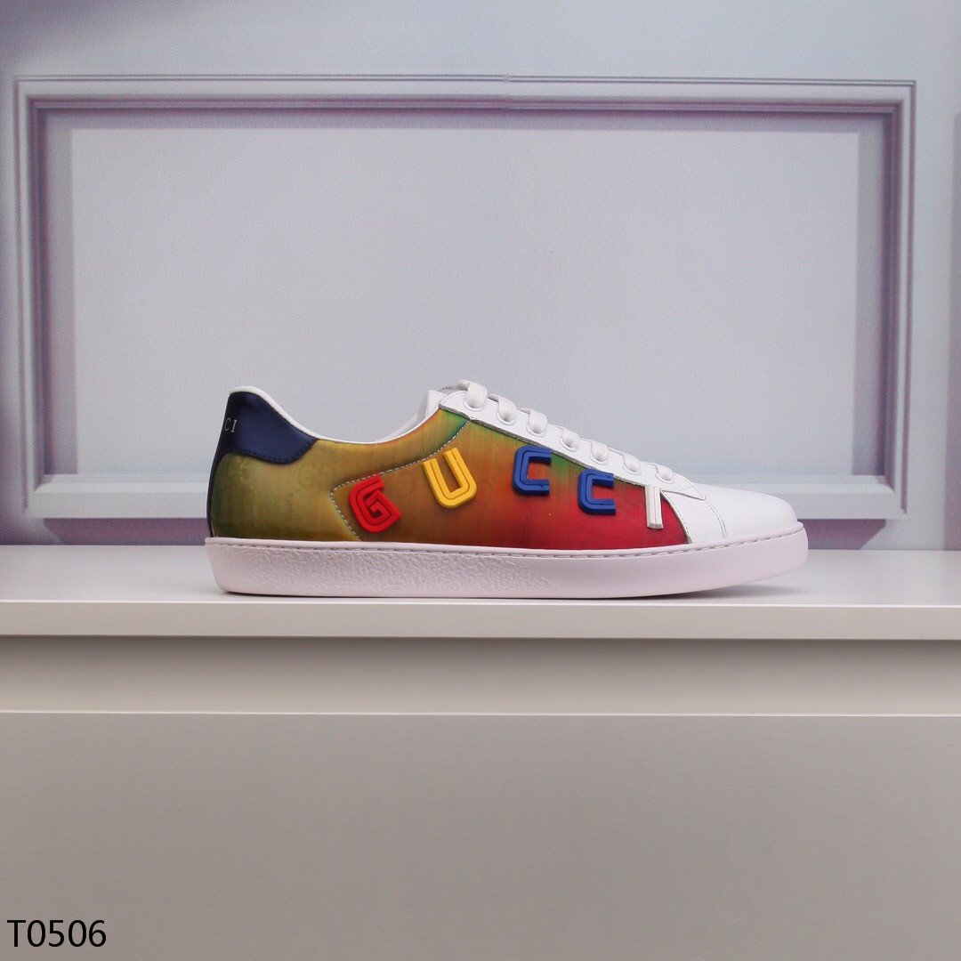 GU   Sneakers