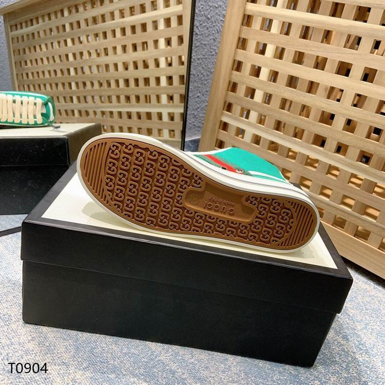 GU Sneakers High