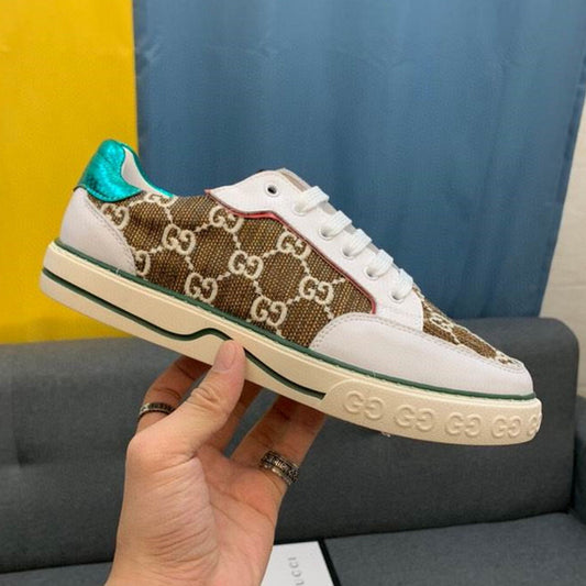 GU  Sneakers Mono