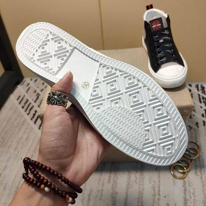 GU Sneakers High Black