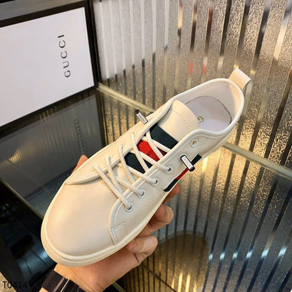 GU  Sneakers