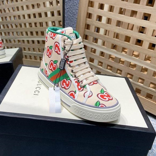 GU Sneakers High