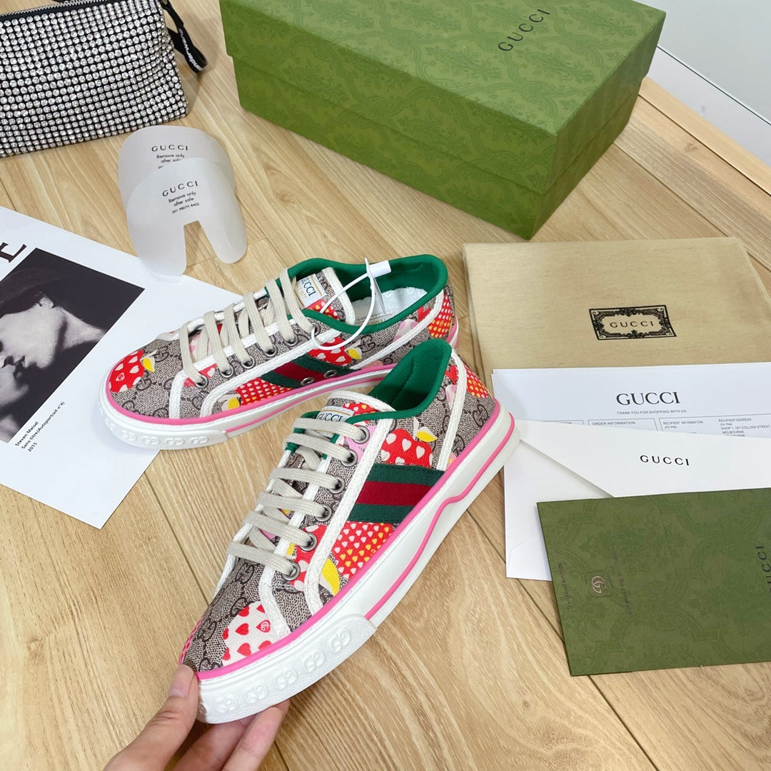 GU Sneakers 2 Color 's