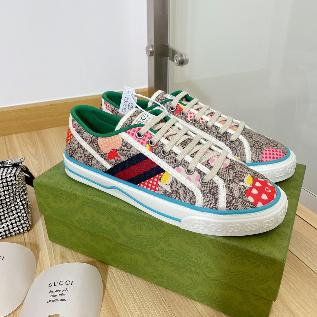 GU Sneakers 2 Color 's