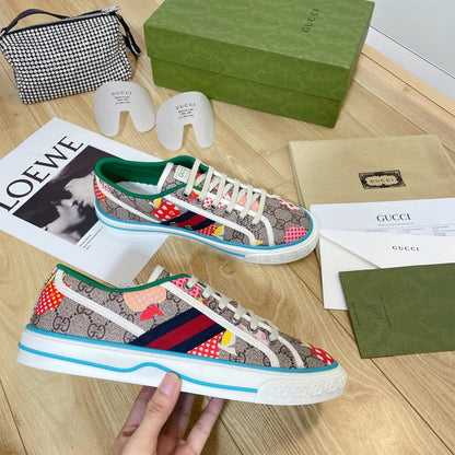 GU Sneakers 2 Color 's