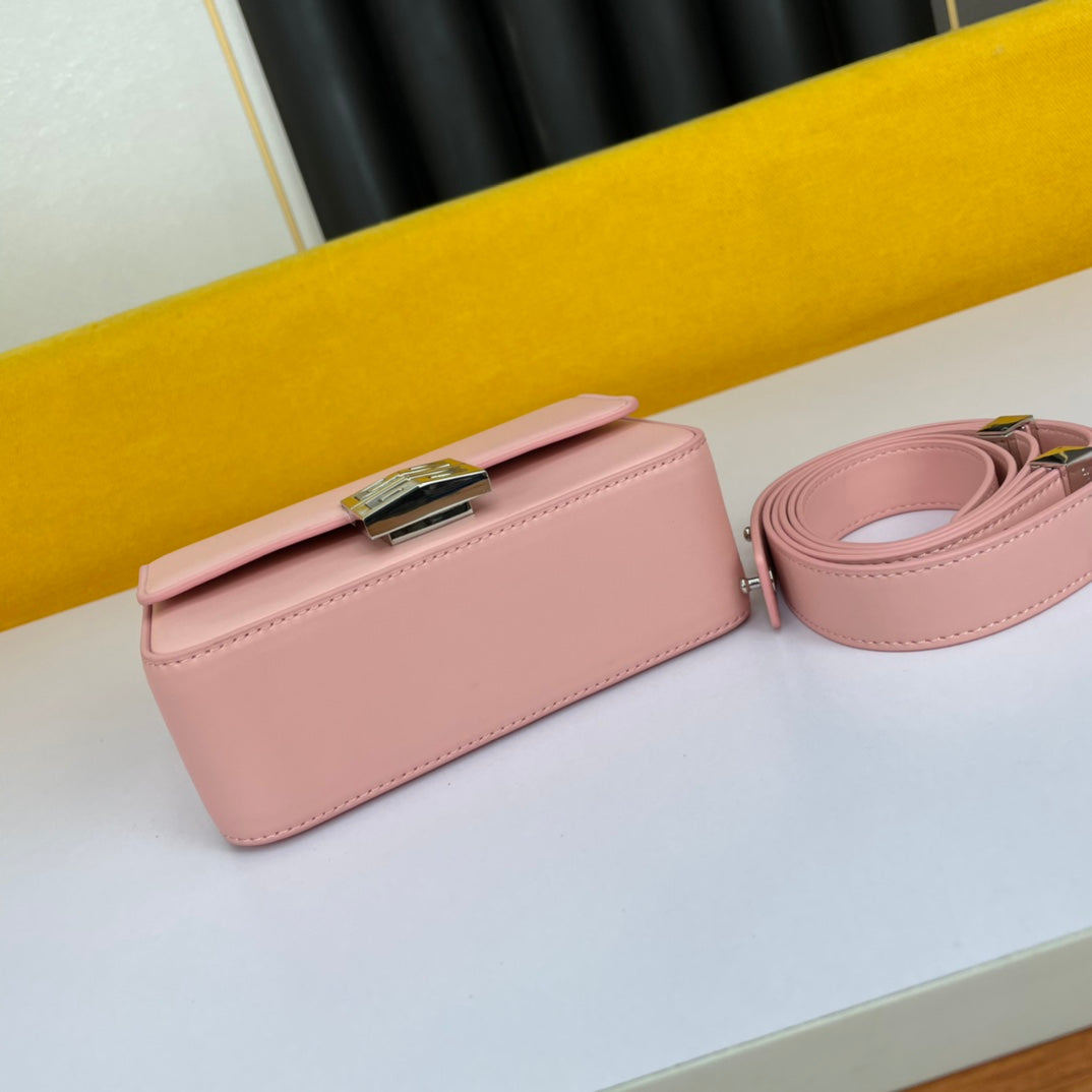 GIVENJY Bag  2 SIZE 's pink