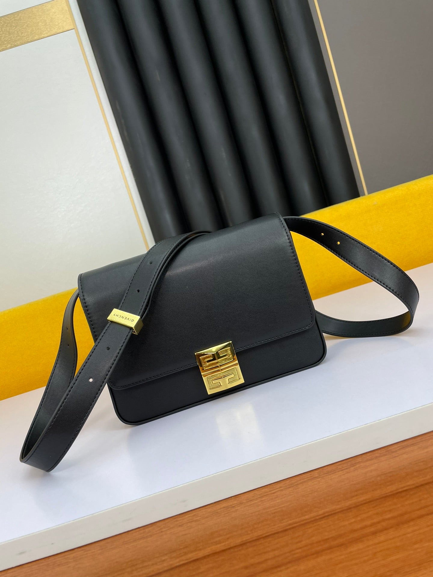 GIVENJY Bag  2 SIZE 's