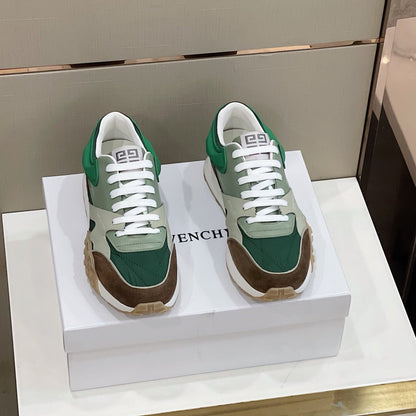 GIVENJY   Sneakers Run Away