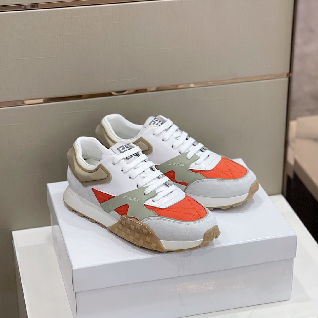 GIVENJY   Sneakers Run Away
