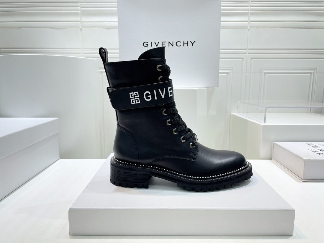 GIVENJY Boots Med