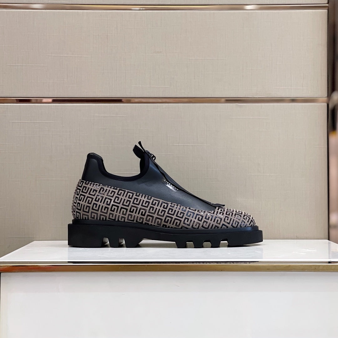 GIVENJY  Shoes  Logo