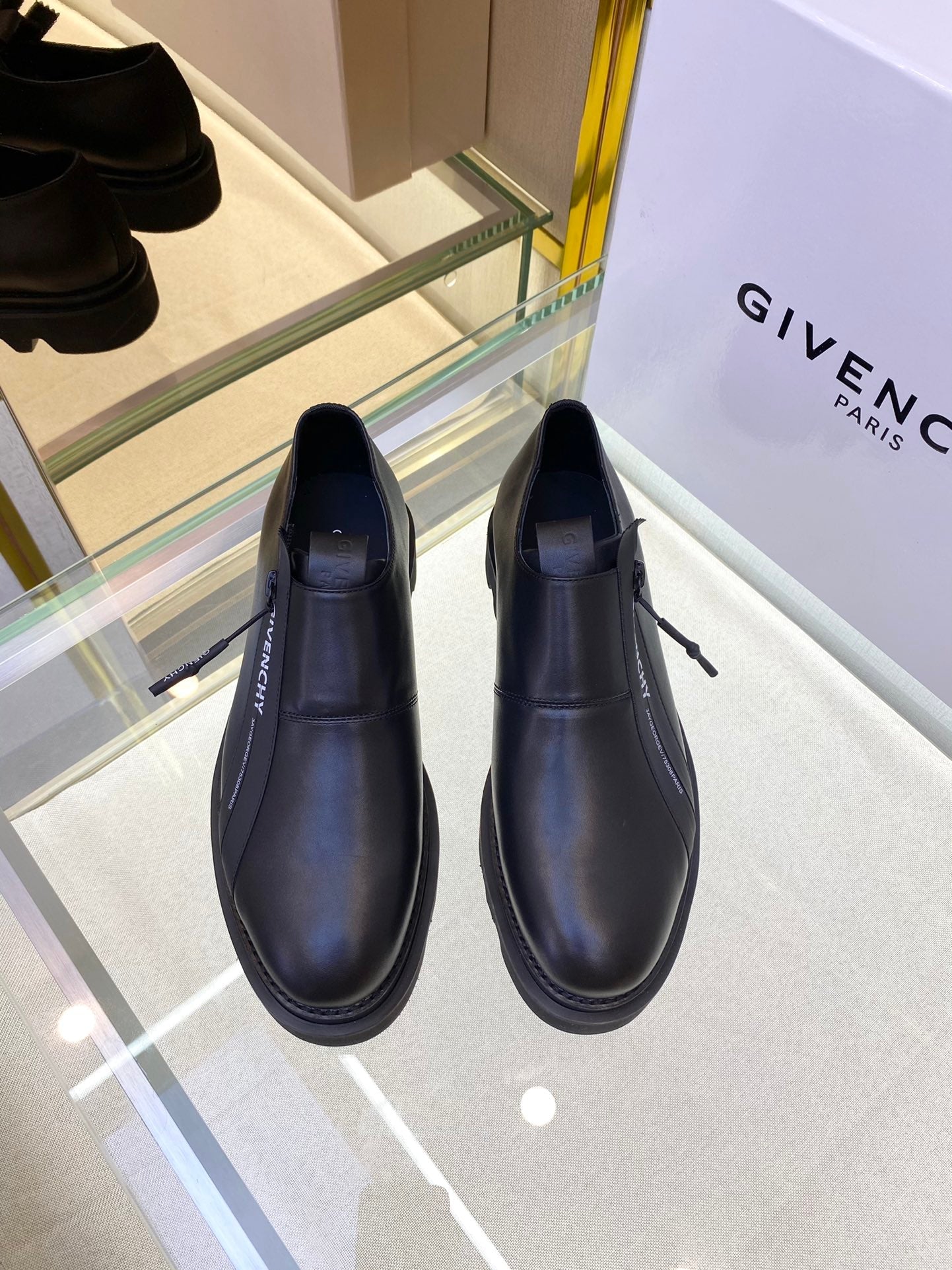 GIVENJY Shoes  2 Color 's