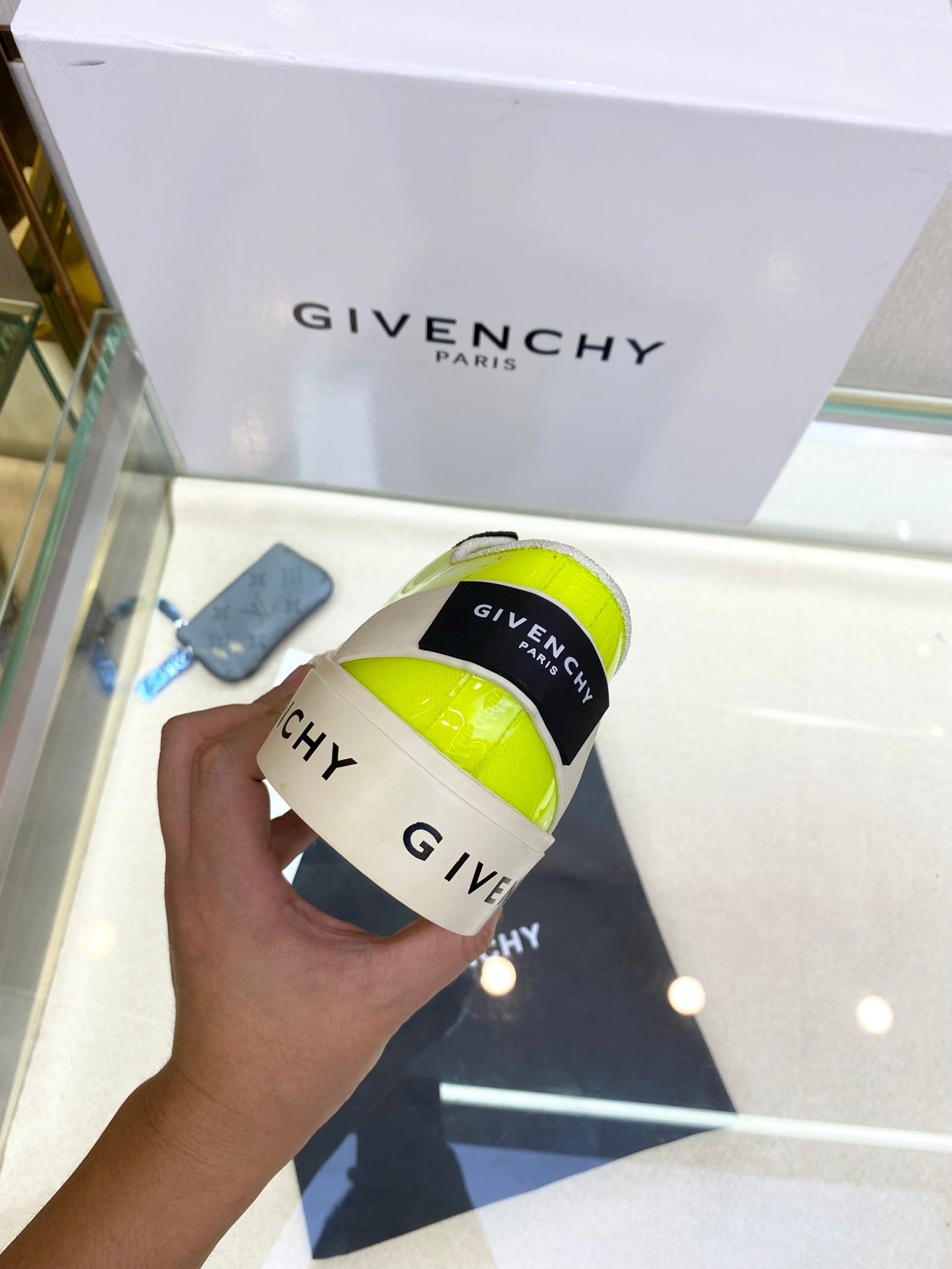GIVENJY Sneakers  3 Color s