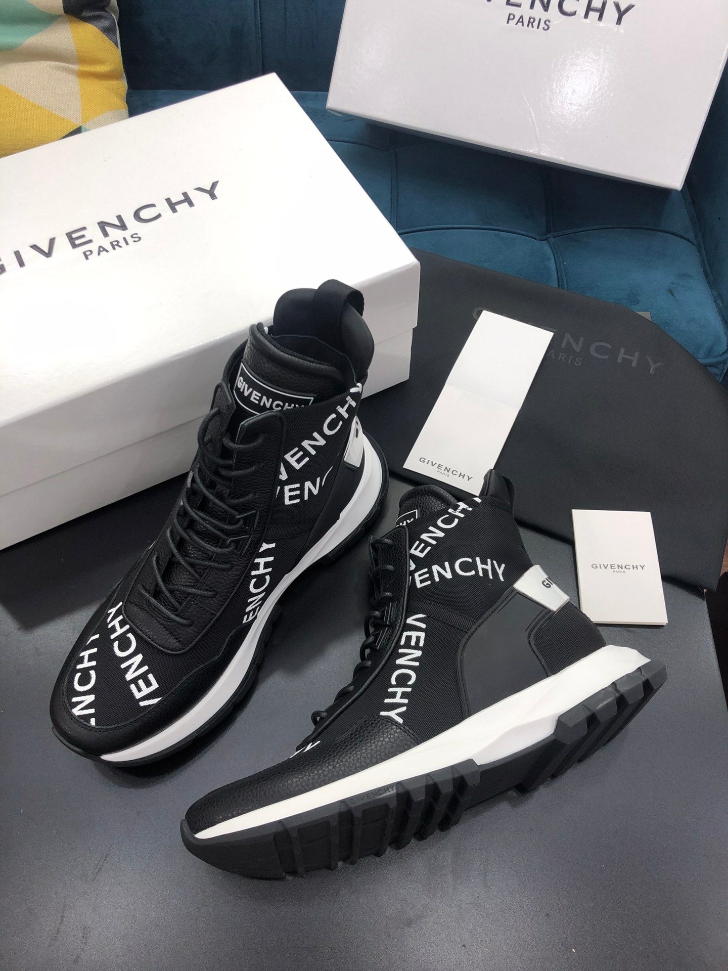 Givenjy Sneakers High Black