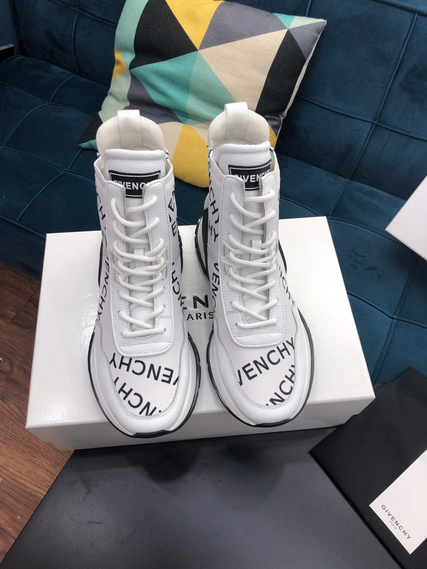 Givenjy Sneakers High White
