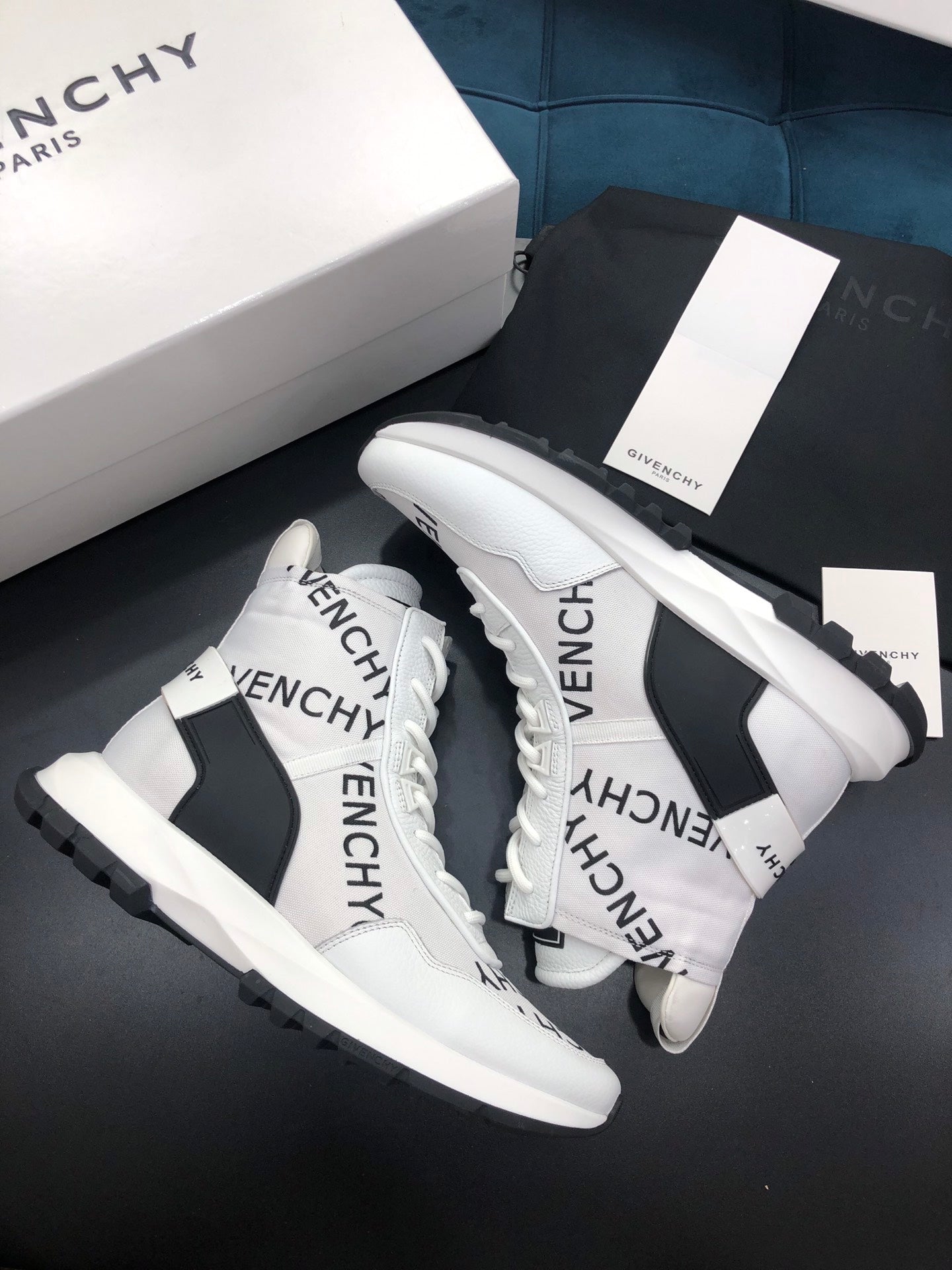 Givenjy Sneakers High White