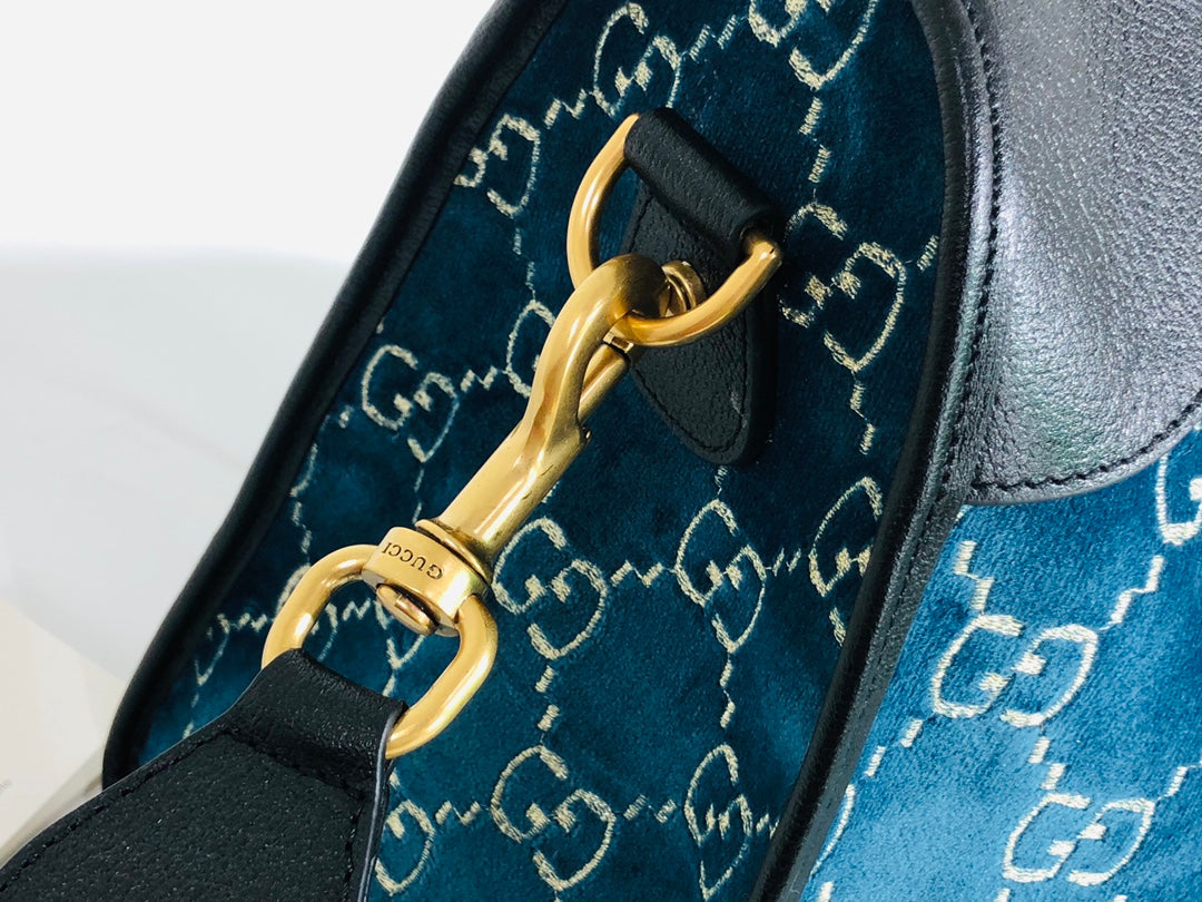 GU Bag Speedy 30 cm 2 Color 's