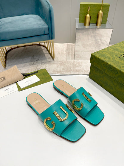 GU Slippers Jumbo Logo