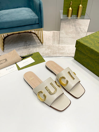 GU Slippers Jumbo Logo