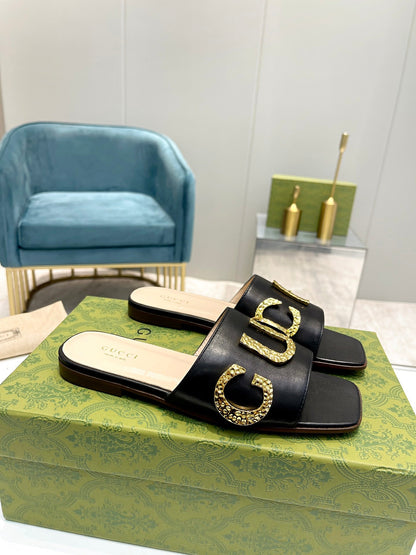 GU Slippers Jumbo Logo