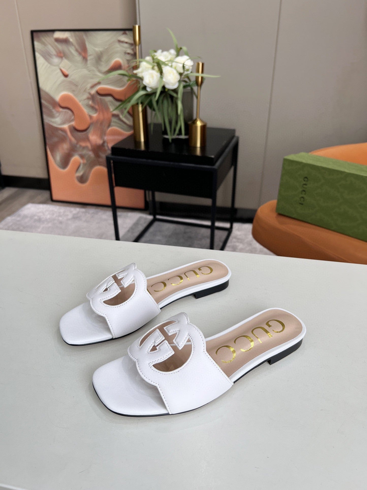 GU  Slippers  5 Color's