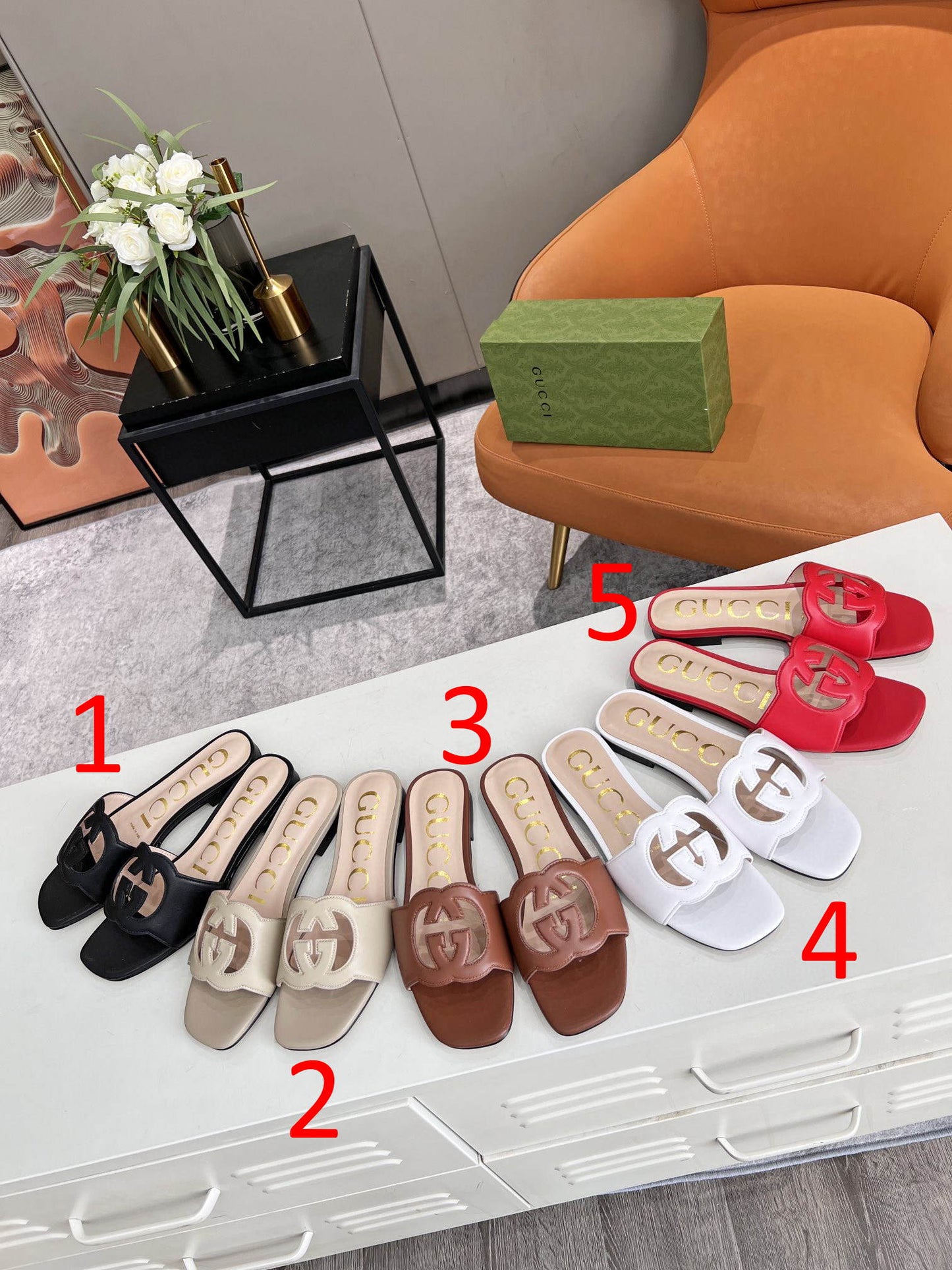 GU  Slippers  5 Color's