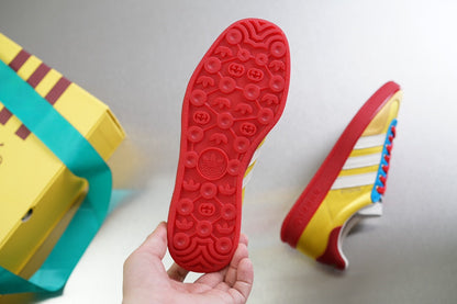 GU  x ADID*S  Sneakers  Gazelle