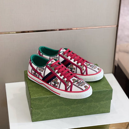 GU  Sneakers Trainers