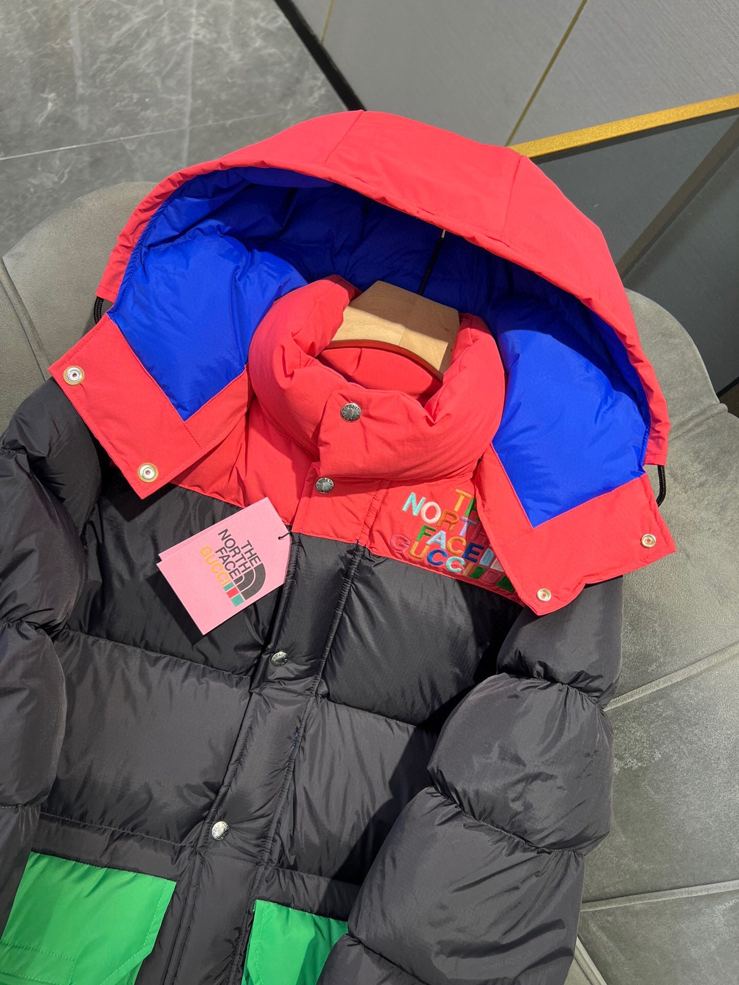 GU warm Jacket Hooded