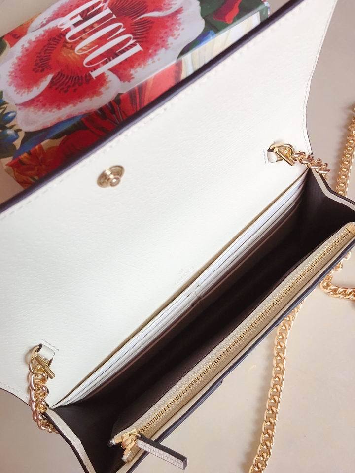 GU  Bag Ophid White