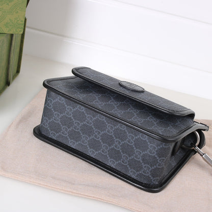 GU Bag Messenger 2 Color 's
