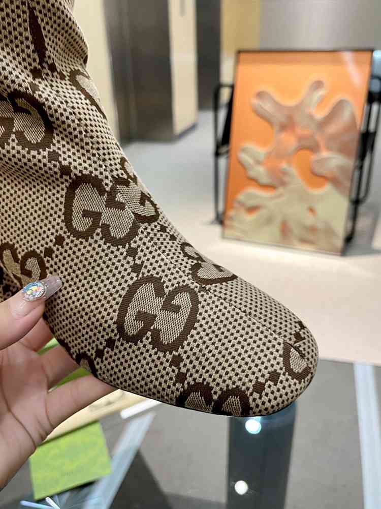 GU  Boots High