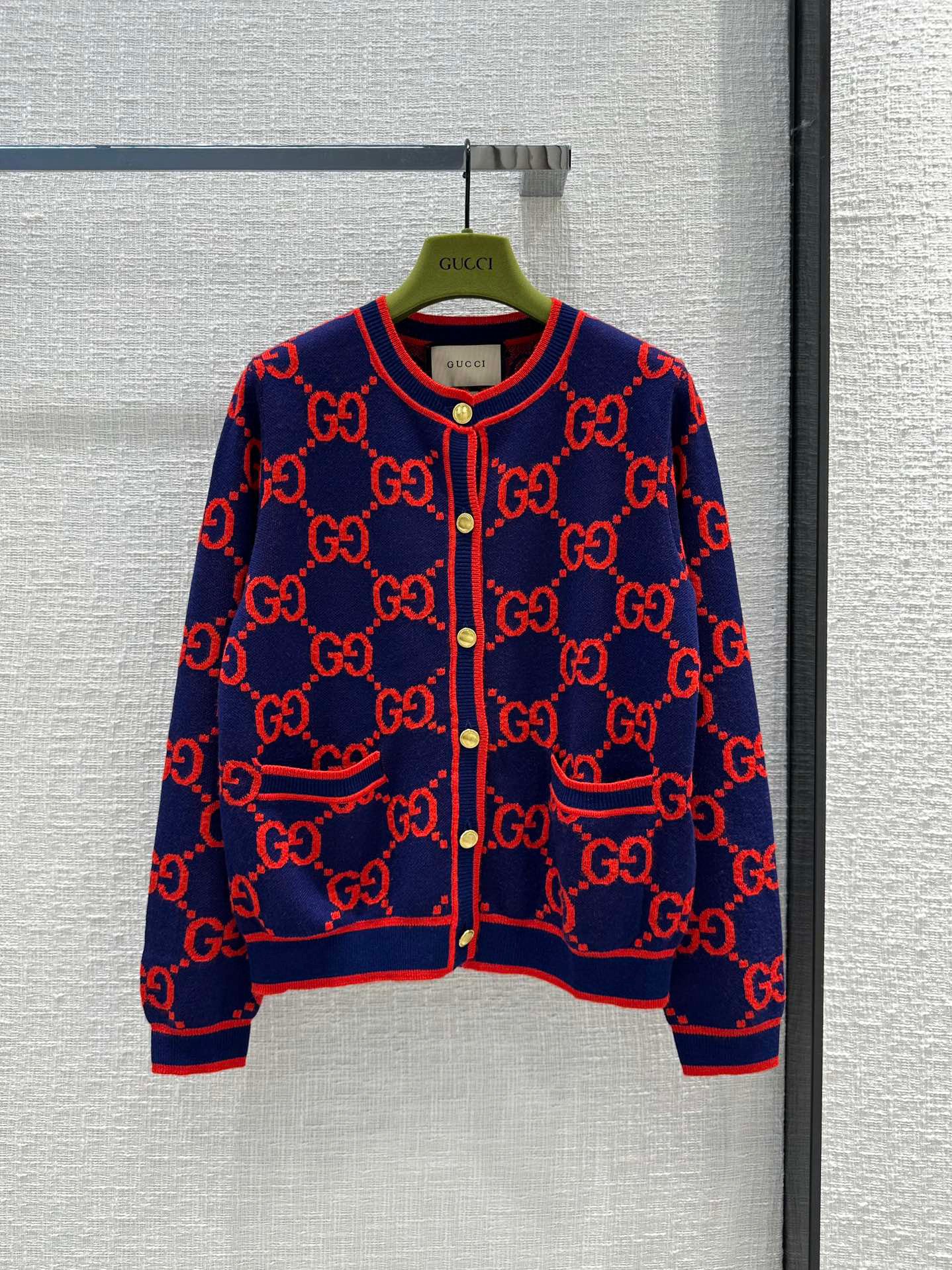 GU Sweater Pullover Woman Jacket