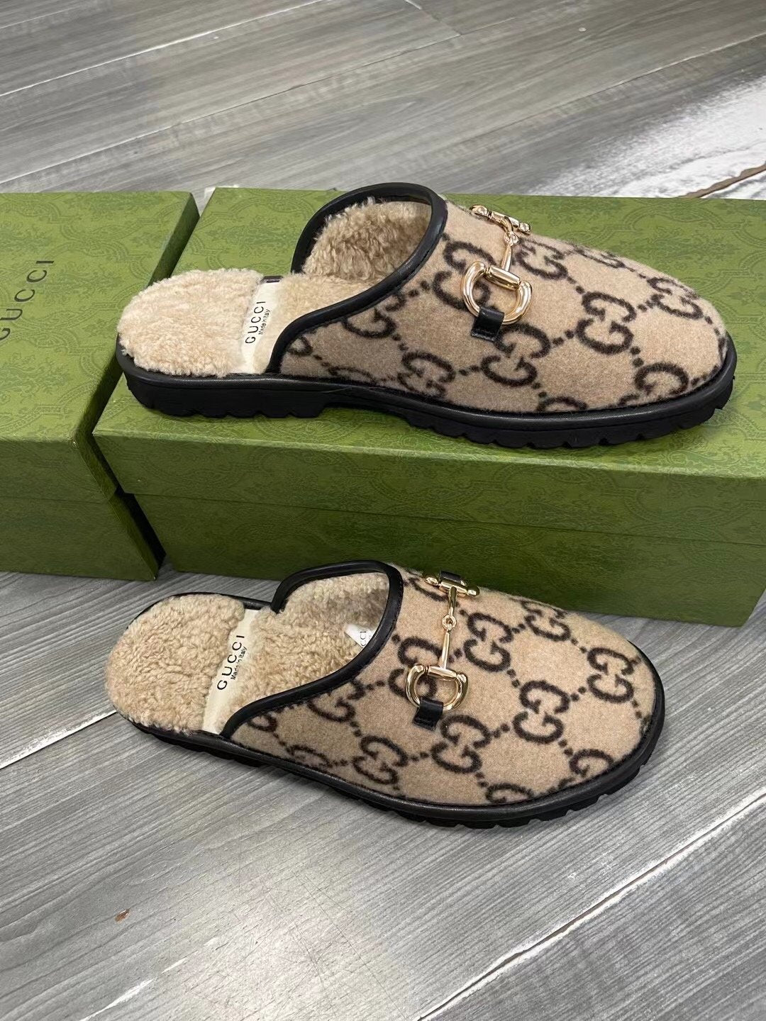 GU Mule Slippers 2 Color 's