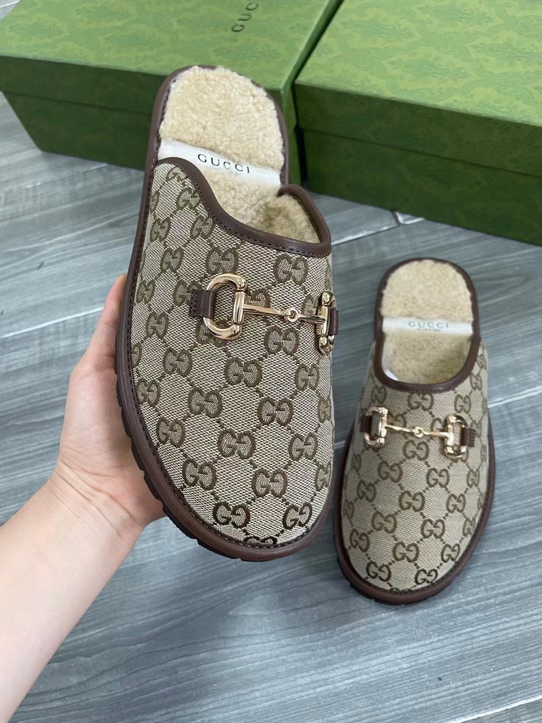 GU Mule Slippers 2 Color 's