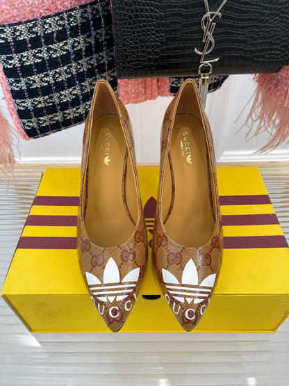 GU x Adi*das  Shoes Pump