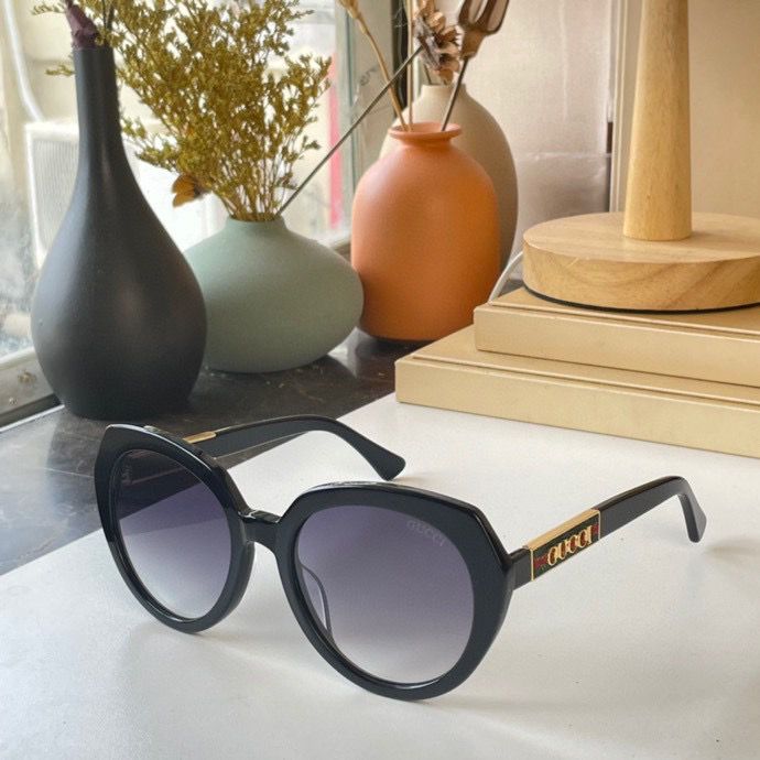 GU Sunglasses 3 Color 's