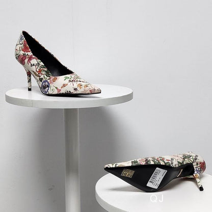 GU Hacker Project Shoes White