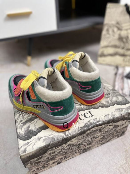 GU  Sneakers Ultrapace