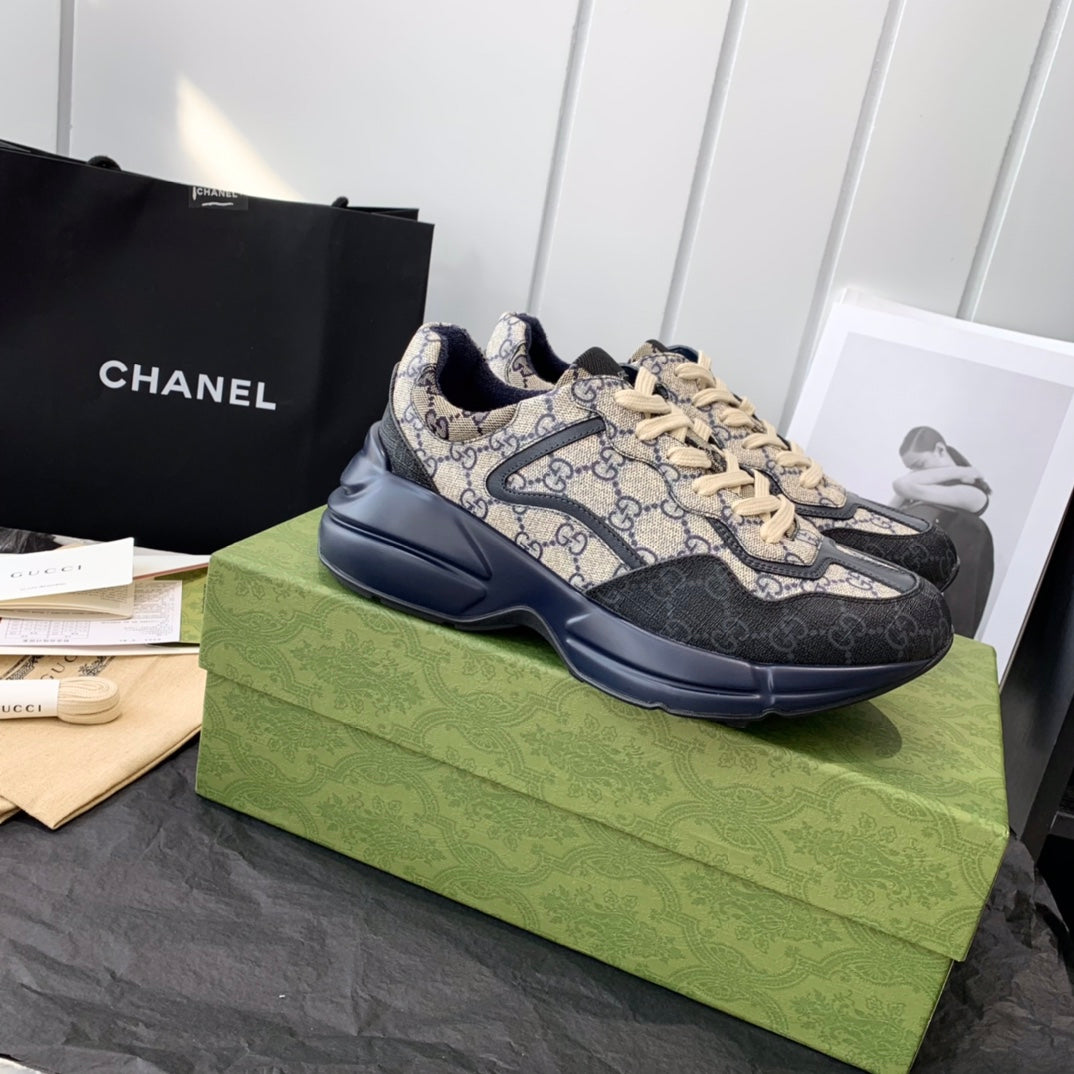 GU Sneakers  Monogram