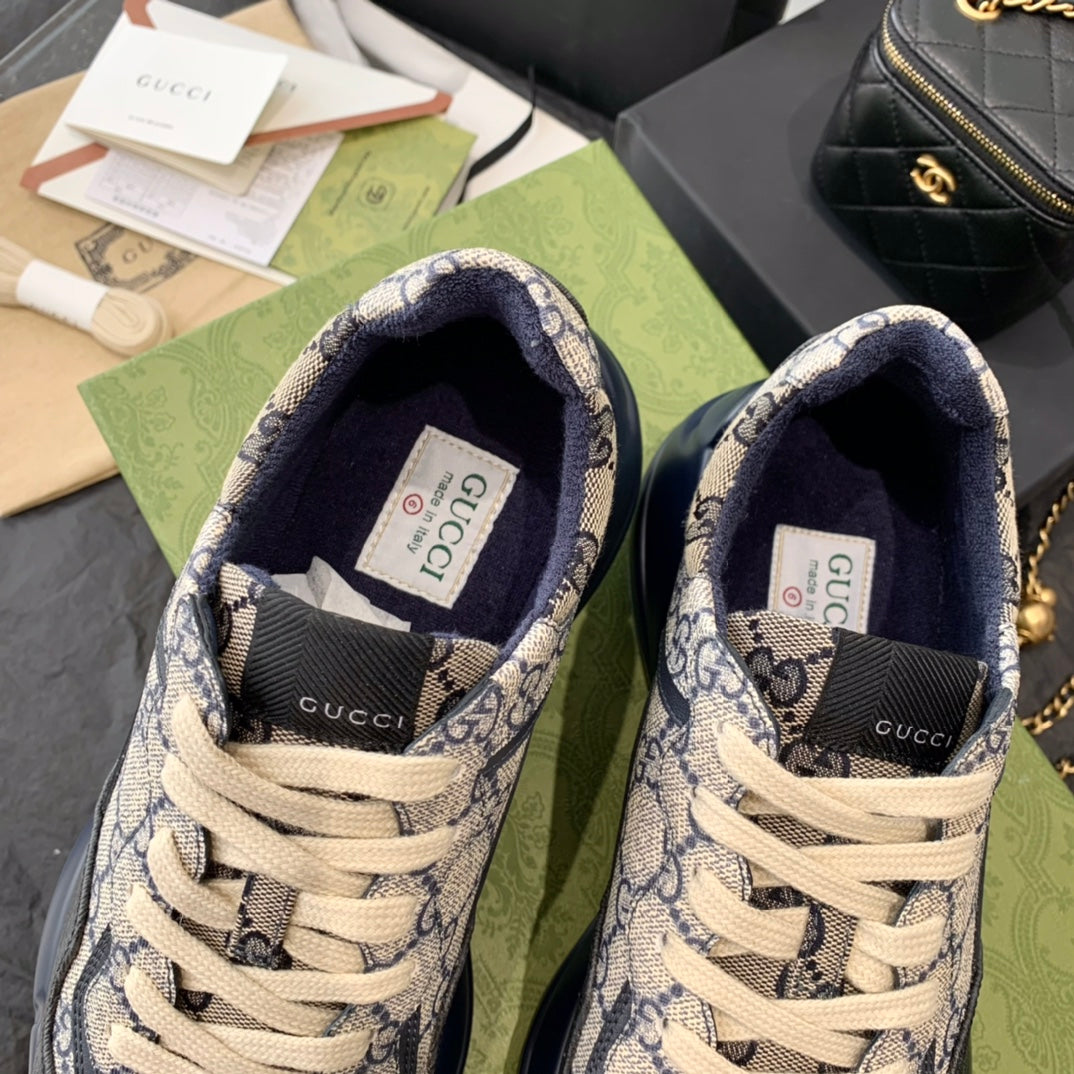 GU Sneakers  Monogram