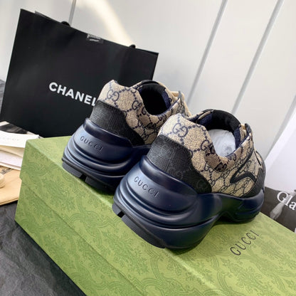 GU Sneakers  Monogram