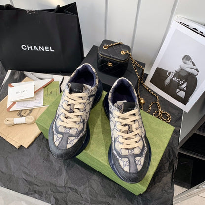 GU Sneakers  Monogram