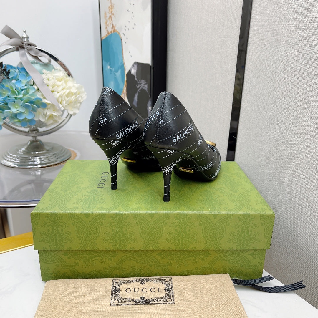 GU Hacker Project Shoes Black