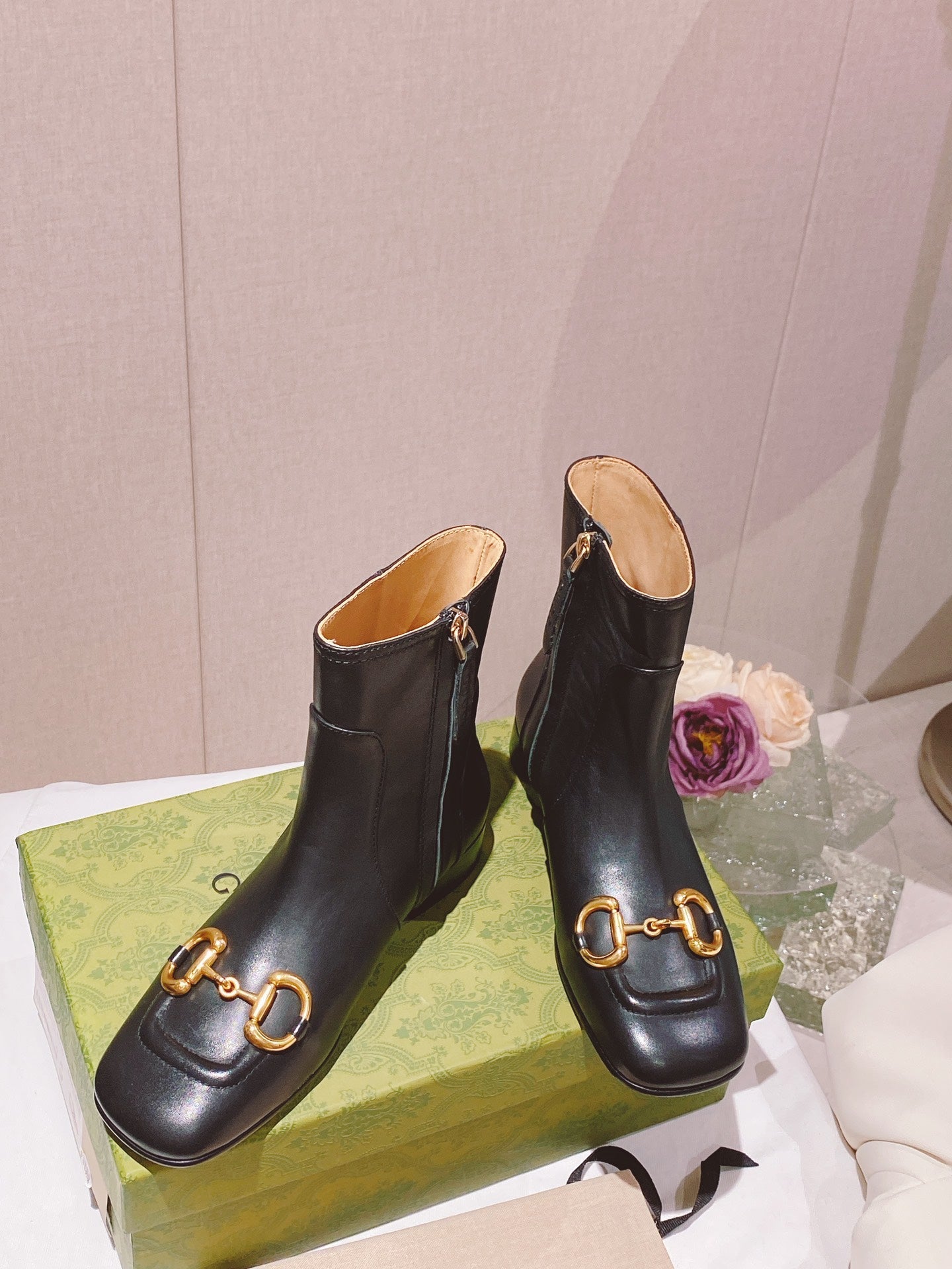 GU  Boots 2 Color 's