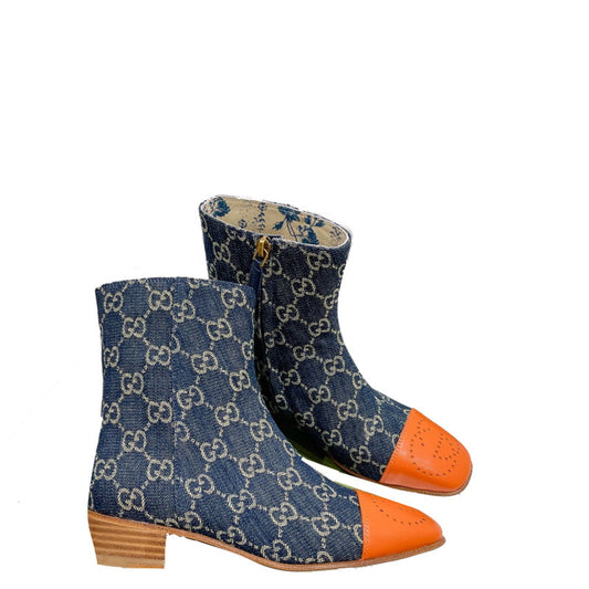 GU  Boots  Monogram