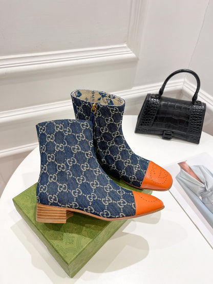 GU  Boots  Monogram