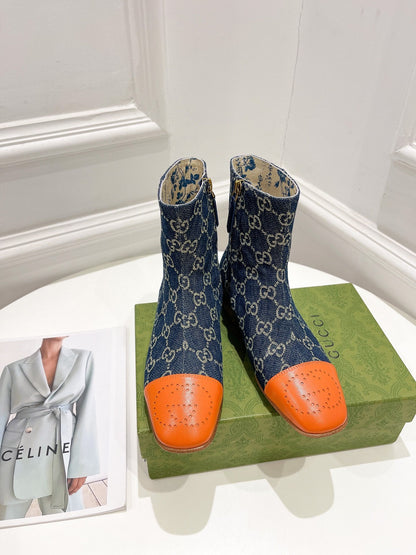 GU  Boots  Monogram