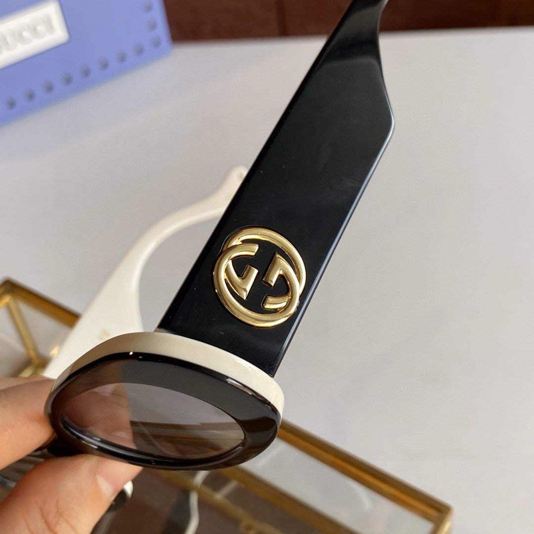 GU Sunglasses 2 Colors