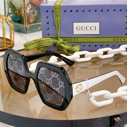 GU Sunglasses 2 Color 's